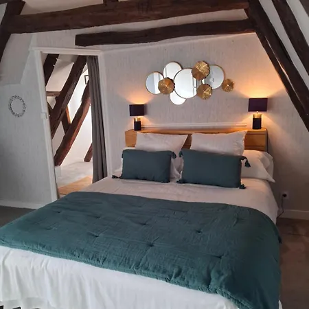 Les Charmes De - D'hotes 3* سارلا لا كانيدا