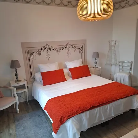 Les Charmes De - D'hotes بيت ضيافة 4*
